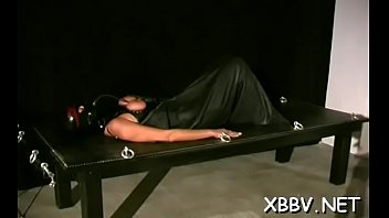 Foxy honey spreads her legs and masturbates