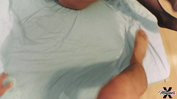 Maxine x makes mugur to drink her squirt after finger fucking & sex