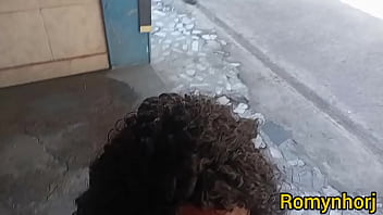 Gozei tudo no cu da safada gostosa no estacionamento do hotel parada certa