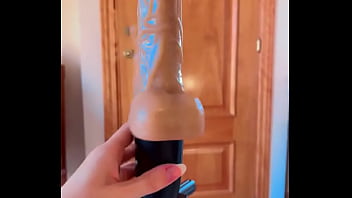 I would love to open my pussy for you using my white latex gloves honey and what is your budget for that honey #toy #n