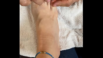 Hablando con mis seguidores y muestro mis fetiche de pies