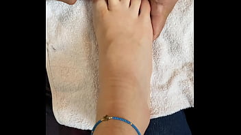 Hablando con mis seguidores y muestro mis fetiche de pies