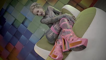 Tattooed teen taking her time opening up for anal play