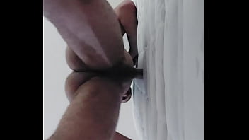 Fut Din Salteaua în Hotel în Picioare Si Ejaculez Spermă Pe Ea thumbnail