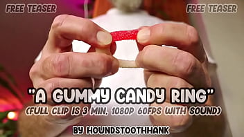 A gummy candy ring