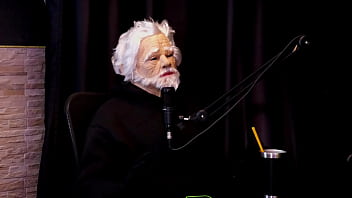 Morena gostosa faz stripper mostra os lindos peitos e a buceta apertadinha após falar que frequentava boates e não quis ser feita de besta alice vasconcelos watch sheer red