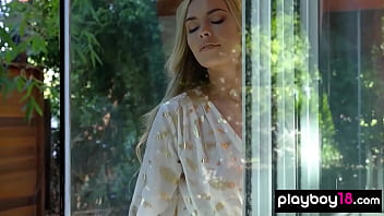 Glamorous naked blonde hottie reveals all her little secrets Glamorous naked blonde hottie reveals all her little secrets