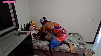 Pra nao ficar de castigo dei meu cu bem gostoso no pelo