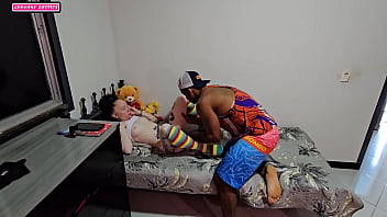 Pra nao ficar de castigo dei meu cu bem gostoso no pelo