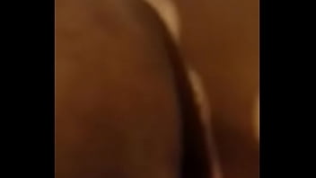 A ella le facina anal