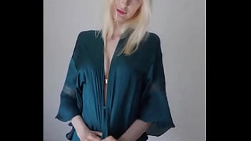 100 rt and i post full version with pssy closeups