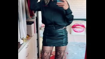 Coucou les amours je vous souhaite un très bon et chaud samedi pour ce