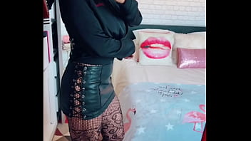 Coucou les amours je vous souhaite un très bon et chaud samedi pour ce