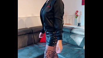 Coucou les amours je vous souhaite un très bon et chaud samedi pour ce