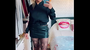 Coucou les amours je vous souhaite un très bon et chaud samedi pour ce