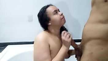 Novinha putinha dando buceta no motel