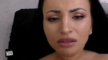 Valentine's day fuck dean van damme fucks alyssia's cheating cunt