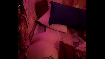 Twerk and trouble getting it in