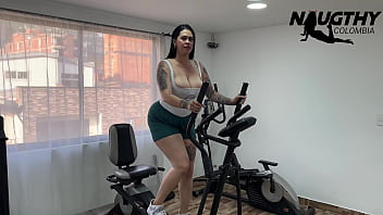 Horny milf masturbates in the gym when no one is there