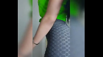 Scarli moving her ass