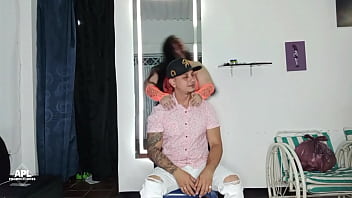 Pruebo el sabroso culo y el hermoso cuerpo de la nueva modelo que contraté para el estudio