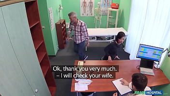 Fake hospital doctor has a good time with a sexy wife in his office