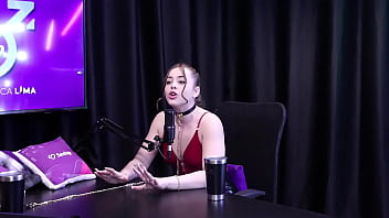 Quando os dois maiores cornos se encontram acaba nessa resenha gostosa monica lima cai de boca na evelyn completo no red