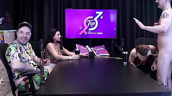 Quando os dois maiores cornos se encontram acaba nessa resenha gostosa monica lima cai de boca na evelyn completo no red