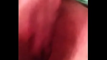 Teen slut trys to cum on the carpet