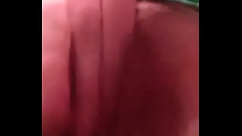 Teen slut trys to cum on the carpet