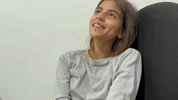 Hermanastra Se Encuentra Bien Cachonda En Su Habitacion Me Excito Y Termino Follandomela Historia Completa thumbnail