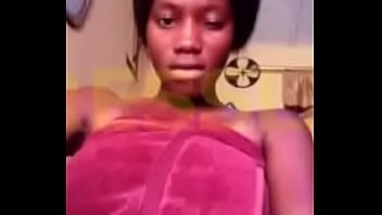 Ebony babe showing off