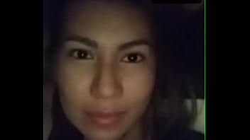 Una Charapita Ardiente Sacando Plan Para Que La Follen thumbnail