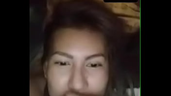 Una charapita ardiente sacando plan para que la follen