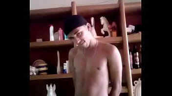 Novinho Gozando Gay thumbnail