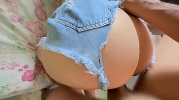 Buceta apertada e sexo apaixonado