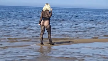 Black style flashing on the beach