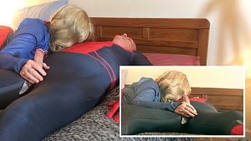 Mature dc marvel cosplay supergirl gives spiderman a blowjob