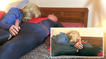 Mature dc marvel cosplay supergirl gives spiderman a blowjob