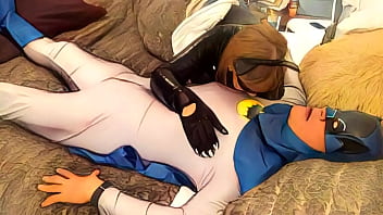 Cartoon mature batgirl pleasures batman with her mouth