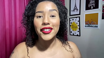 Petite pediu pra gozar na sua bucetinha molhada