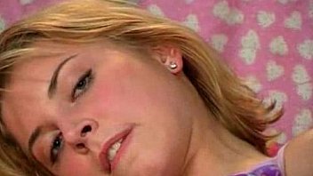 Teen masturbating dildo