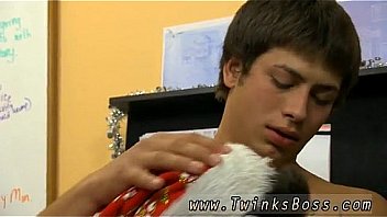 Hot Gay Fucking So Hard In Bed Braden Klien Wants To Give Julian thumbnail