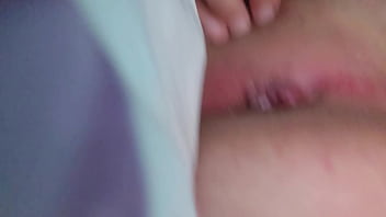 Inserção anal profunda 21cm no cuzinho