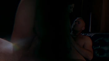 Amber summer seduces the repairman for a creamy facial