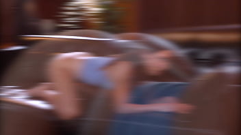 Amber summer seduces the repairman for a creamy facial