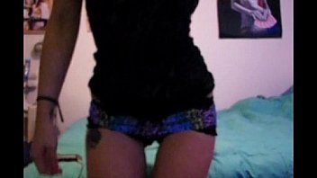 Girl shakes her big white booty