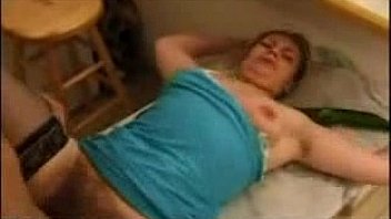 Caroline Bien Poilue thumbnail