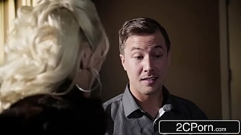 From massage table to deep anal busty blonde call girl broke all her rules From massage table to deep anal busty blonde call girl broke all her rules