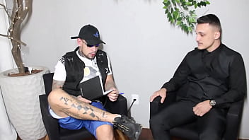 Perdendo a mulher pro agiota